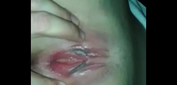  Filipina girl shaved her pussy for a lucky guy